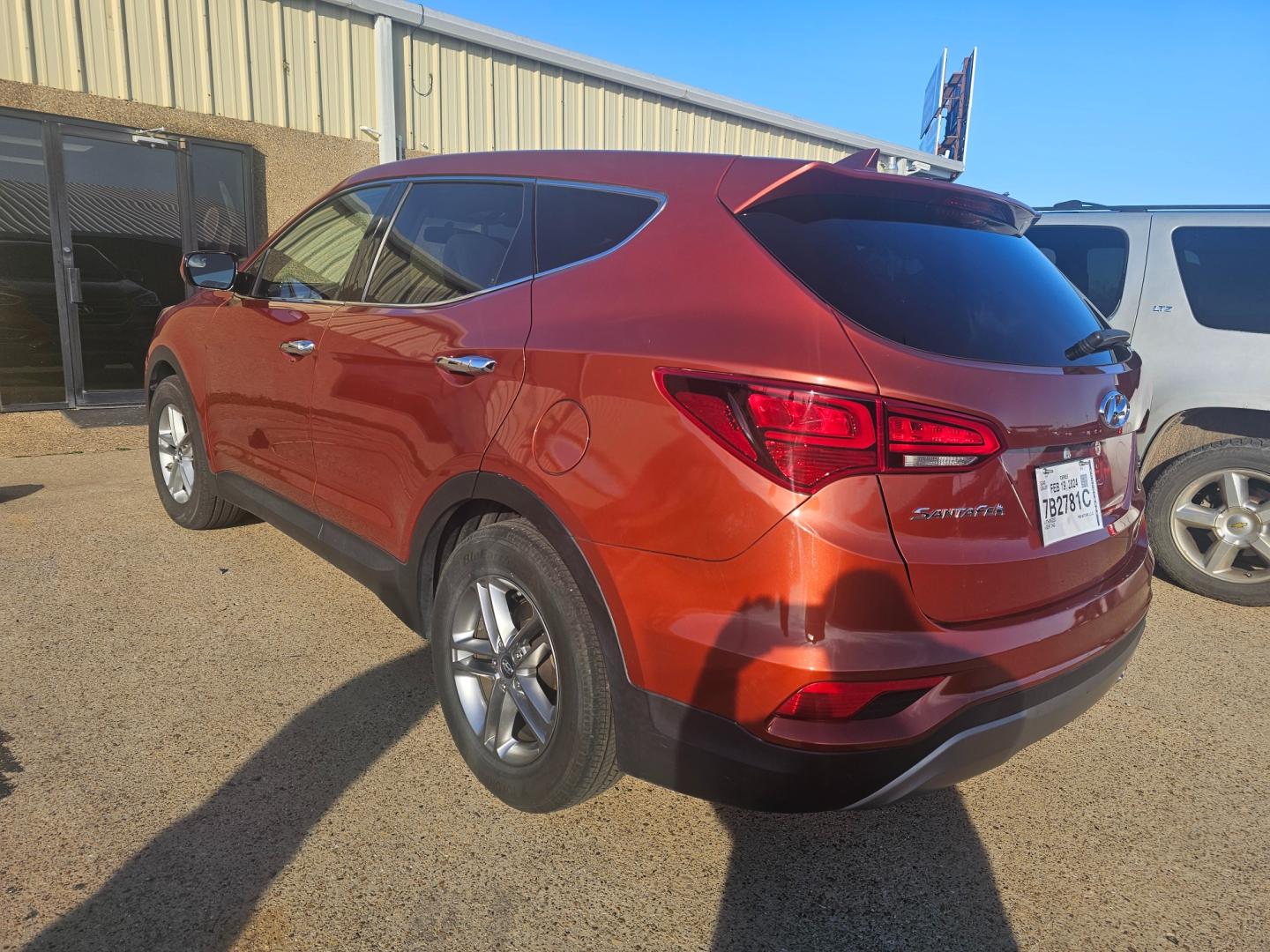 2017 ORANGE Hyundai Santa Fe Sport 2.4 FWD (5XYZT3LB6HG) with an 2.4L L4 DOHC 16V engine, 6A transmission, located at 533 S Seven Points BLVD, Seven Points, TX, 75143, (430) 255-4030, 32.313999, -96.209351 - Photo#3